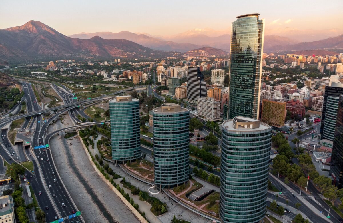 Arcadis cierra 2025 fortaleciendo su rol en el desarrollo de una minería sostenible en Chile y Perú